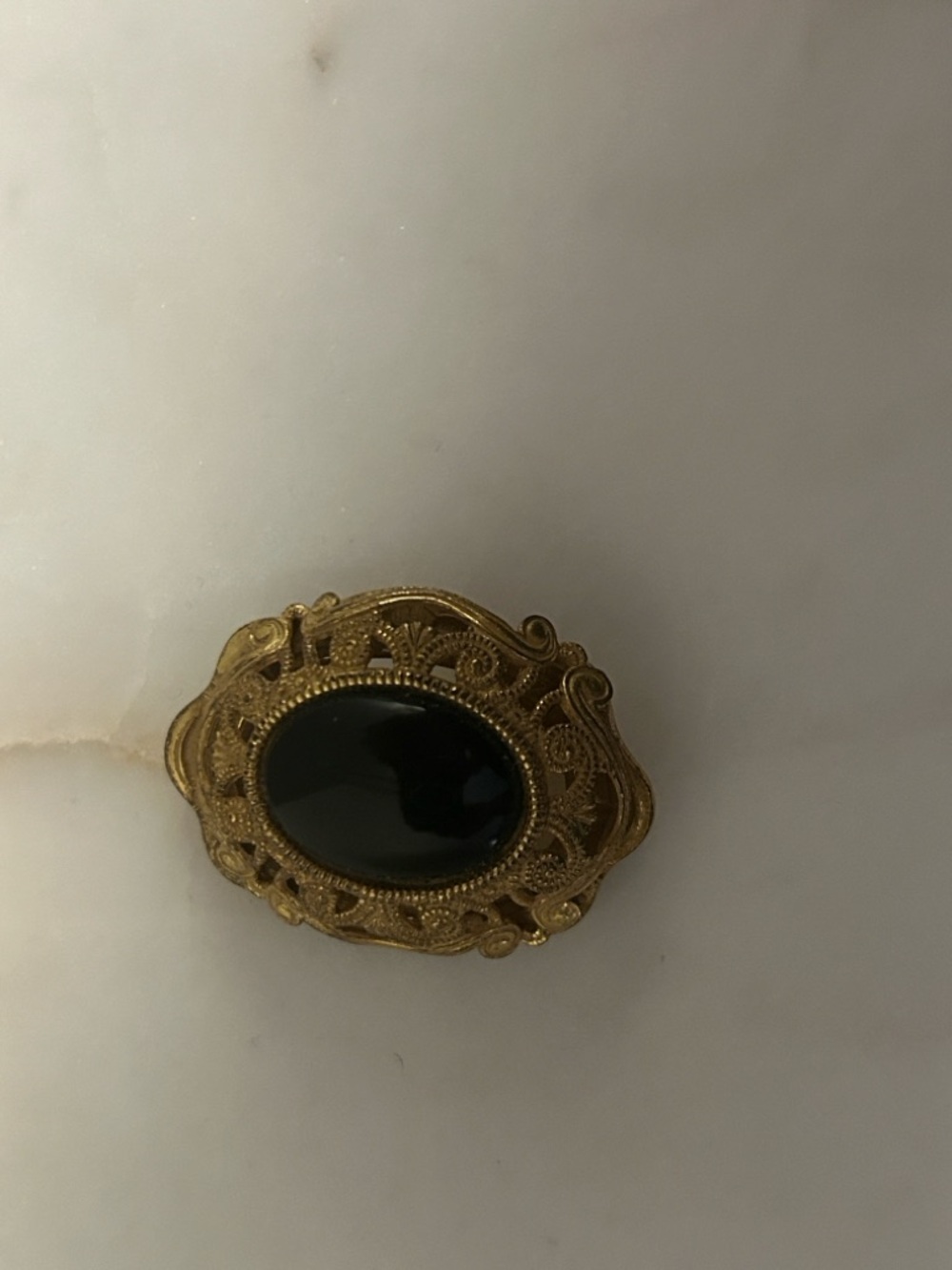Miriam Haskell Filigree Brooch with Black Oval Cabochon - Picture 5 of 5